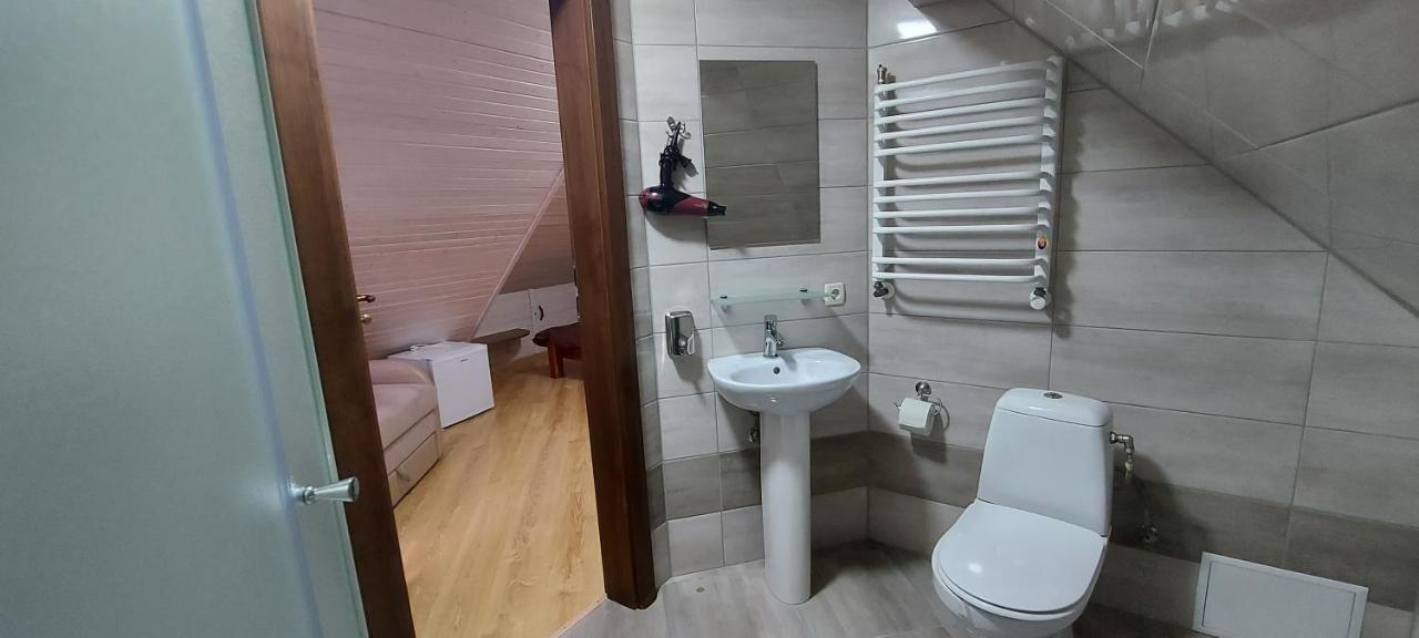 U Stozi Hotel Dragobrat Bagian luar foto
