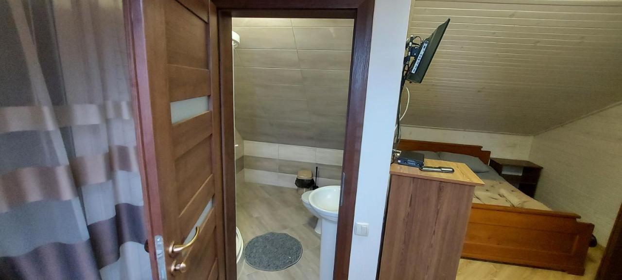 U Stozi Hotel Dragobrat Bagian luar foto