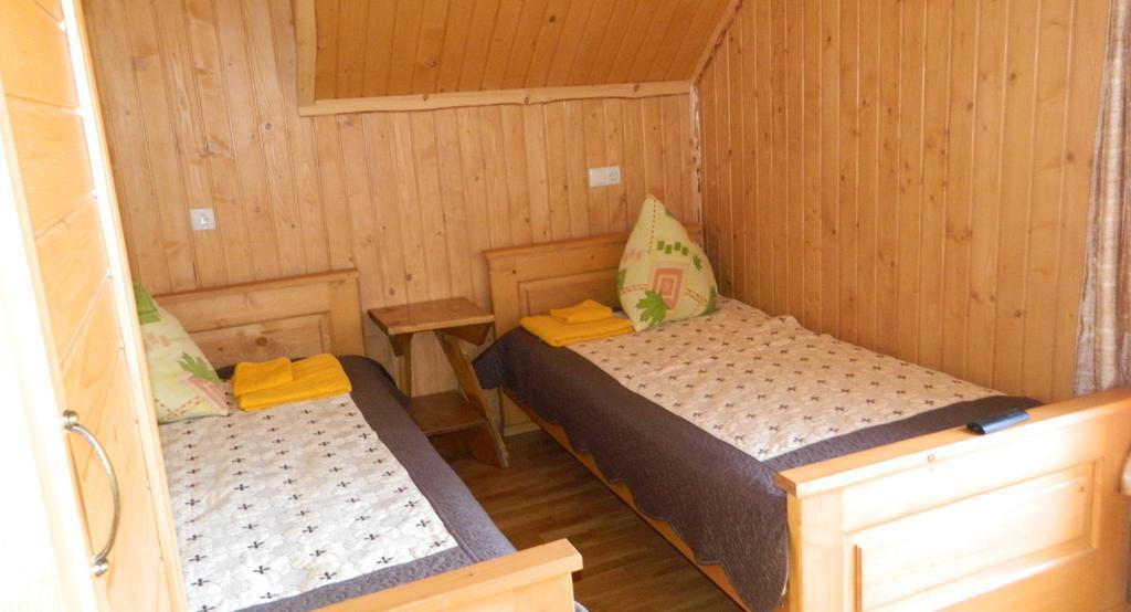 U Stozi Hotel Dragobrat Ruang foto