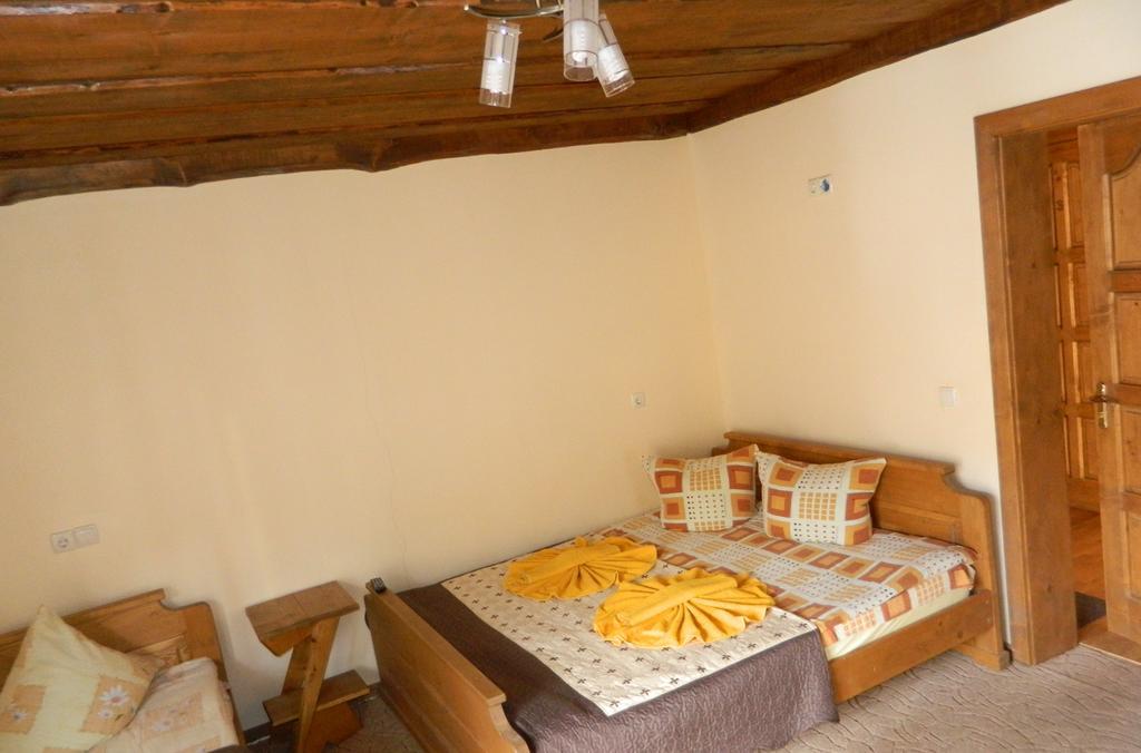 U Stozi Hotel Dragobrat Ruang foto